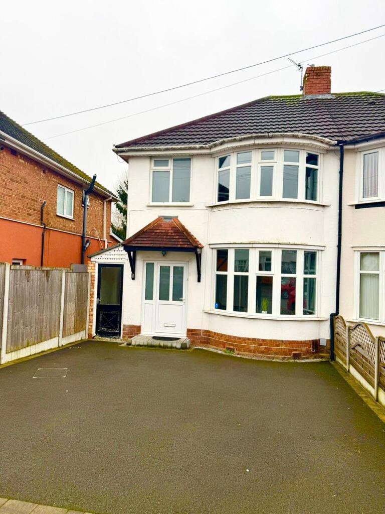 The Rock, Elegant 4 Bedroom House, Solihull, Close To Nec, Sleeps 8 Дом отдыха Бирмингем